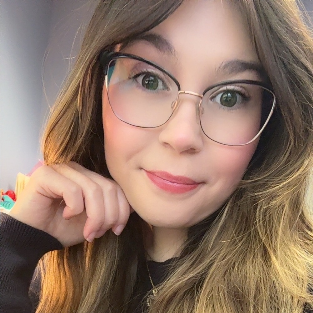 Meet your Posher, Gabrielle
